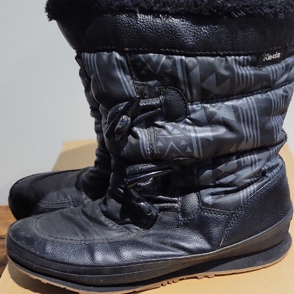 Keds Black Winter Boots with Faux Fur - Picture 3 of 5